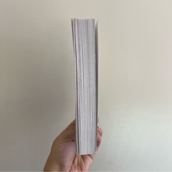 Book - A Good Hard Look by Ann Napolitano - Picture 2 of 5